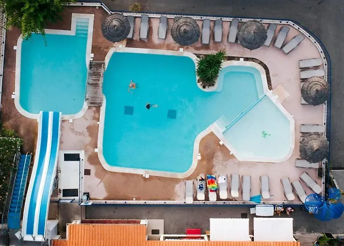 Camping Mobil Confortable Avec Terrasse A - Api-1-52-332 Bormes-les-Mimosas